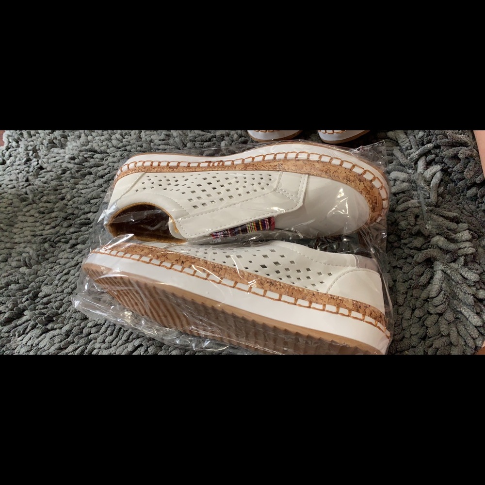 🤍Women’s Casual Cork Slip On Shoes | White | 9